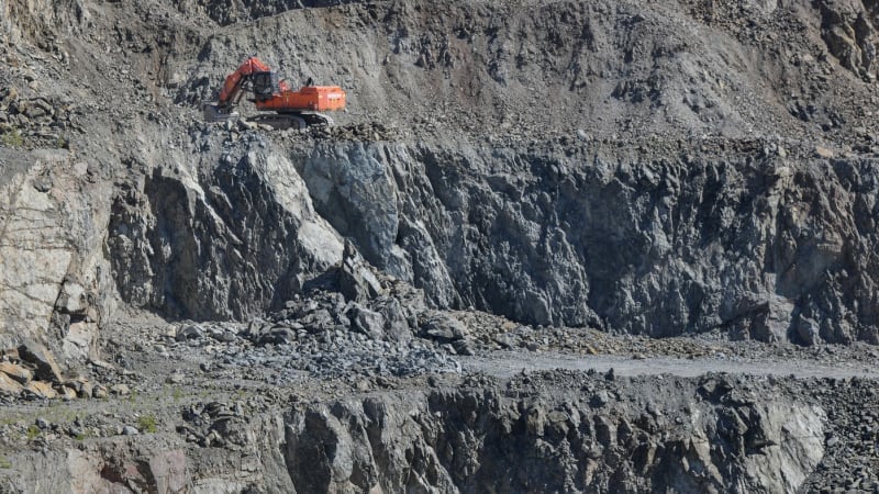 Stát chce rozšířit těžbu, vytipoval přes 50 míst. Obce se bouří, obávají se důsledků