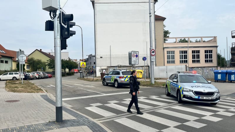 Masivní únik plynu v Brně: Policisté evakuovali 30 lidí, zásah komplikuje dopravu