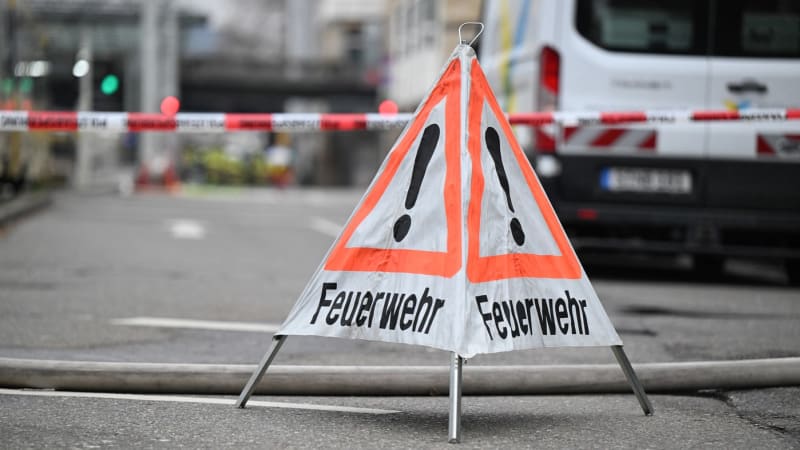 Žhářský útok v Berlíně: Po úderu na rozvodnou síť jsou tisíce lidí bez proudu, kolabuje doprava