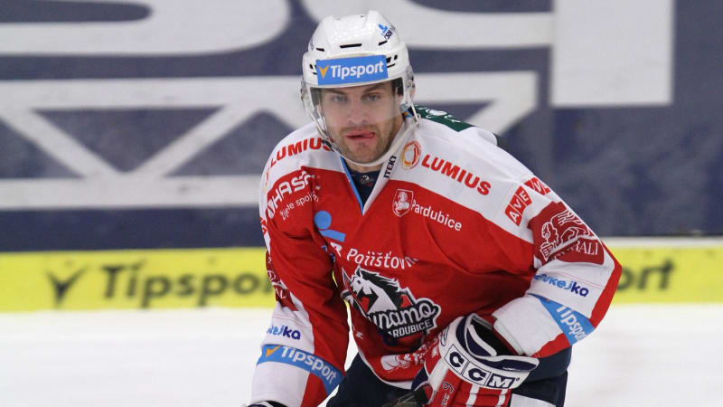 Byl jsem na operaci srdce, překvapil hokejista Hubáček. Slova o zákroku mu „ulétla“