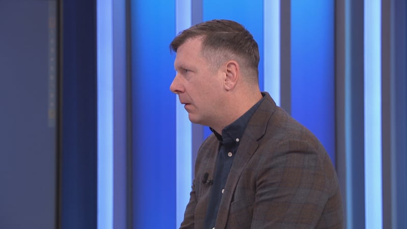 Buzek: Pirátům vyšlo přelakování, Starostové kampaň nedotáhli. Babiše může potrápit Spolu