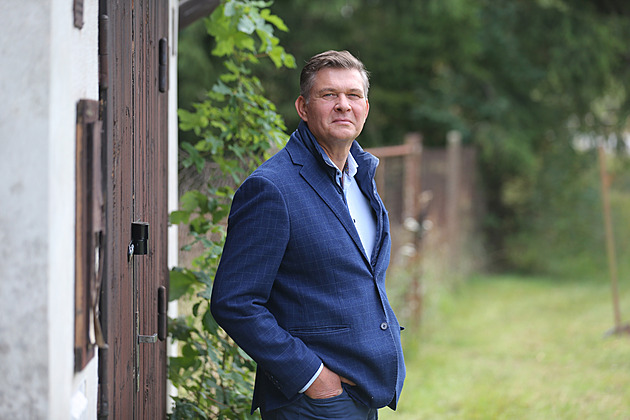 Nepřiznaný adept Motoristů na ministra. Kdo je Turkův „náhradník“ Karel Beran