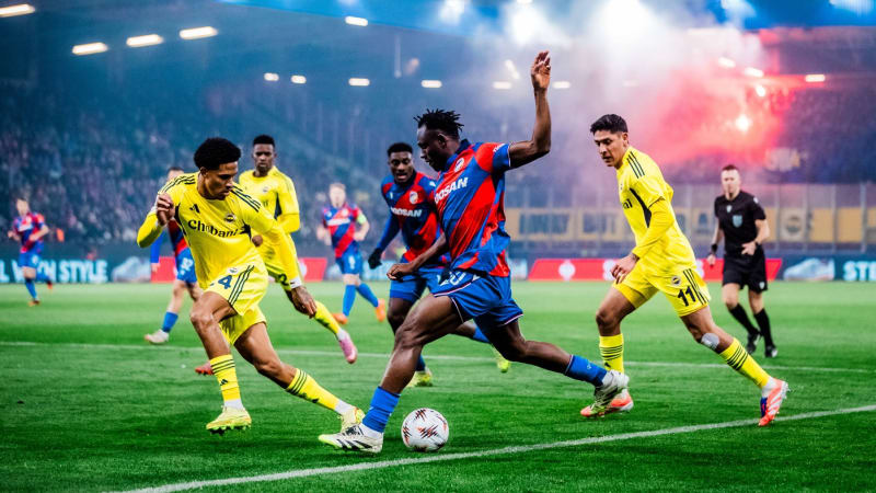 Fotbalisté Plzně remizovali s Istanbulem a zůstávají bez porážky. Adu trefil před koncem tyč