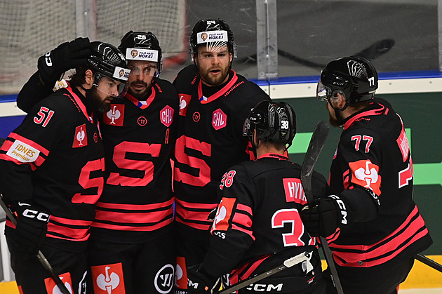 ONLINE: Za nápravu. Sparta i Kometa po debaklech hostí v Lize mistrů odvety