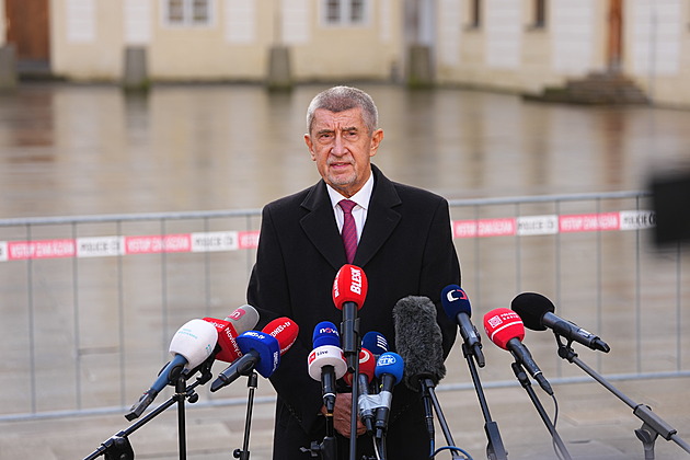 Babišova první cesta v roli premiéra. V Bruselu se schází s Leyenovou a Costou