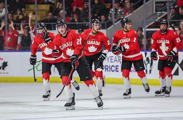 Oslabená, i tak nejlepší. Kanada chce ničit sny, na Čechy má spadeno. Jak se změnila?