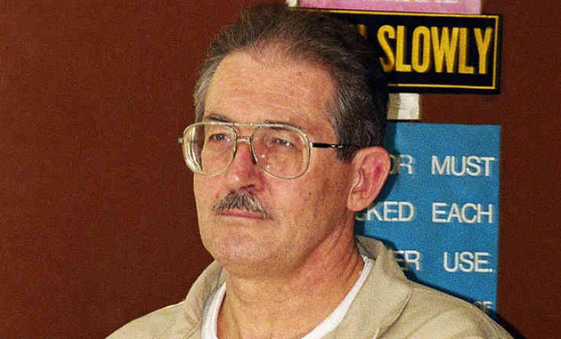 Ve vězení zemřel dvojitý agent Ames, aktér jedné z největších špionážních afér v USA