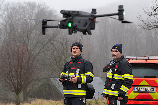 Závady na komínech a fasádách odhalí dron strážníků, službu nabízejí lidem