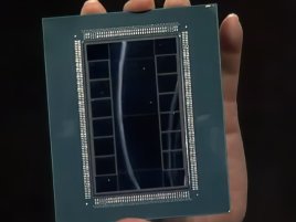 AMD ukázala křemík Instinct MI455X s 320 miliardami tranzistorů a 432 GB HBM4