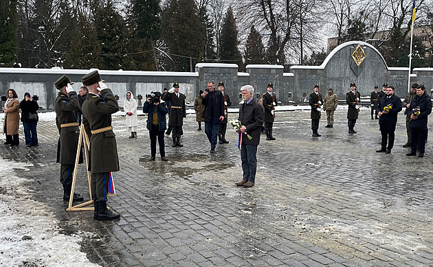 Prezident Pavel dorazil do Kyjeva. Setká se se Zelenským