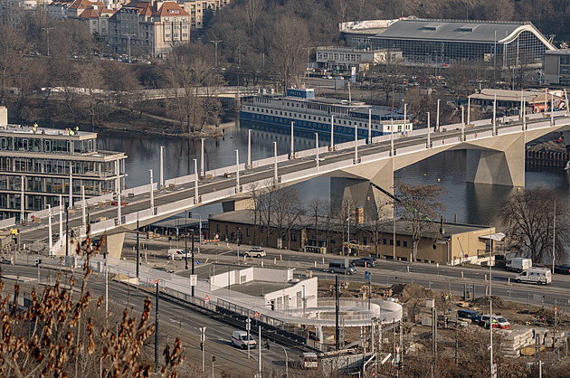 Pražané hlasují o názvu nového mostu. Rozhodující slovo ale budou mít politici