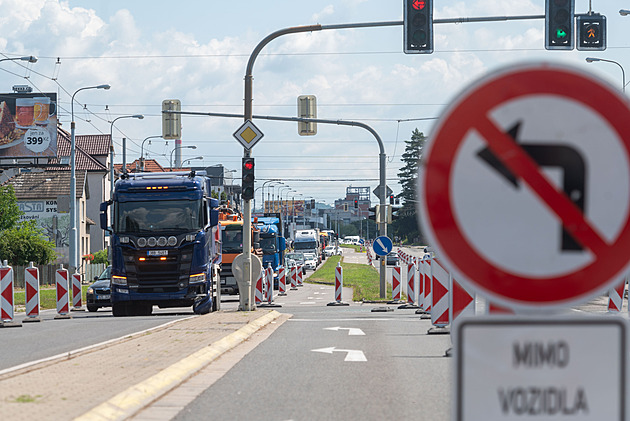 Řidiče v létě opět čekají komplikace, průtah Zlínem se uzavře z obou stran