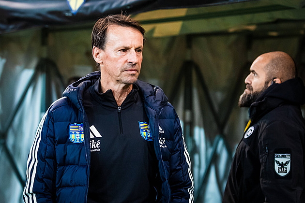 Straka zkouší najít angažmá v USA. I kvůli rodině. Zatím spíš oťukávání, říká kouč