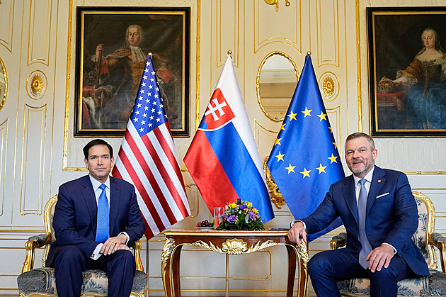 Rubio na Slovensku jednal s Pellegrinim i Ficem. Tématem bylo NATO i energetika