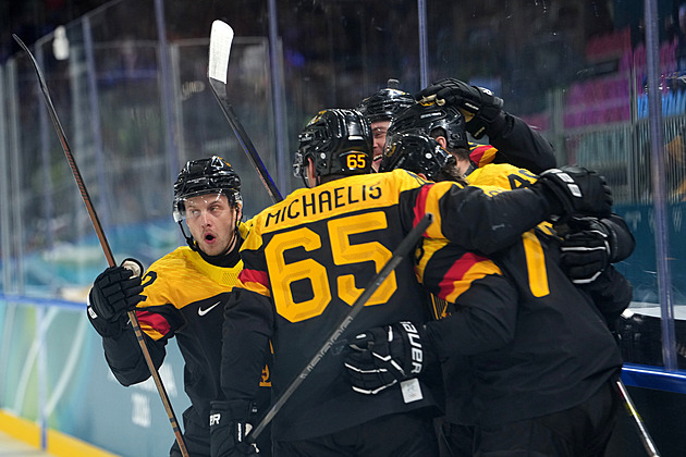 ONLINE: Německo - Francie 2:0. Vítěz vyzve Slováky, náskok navyšuje Tiffels