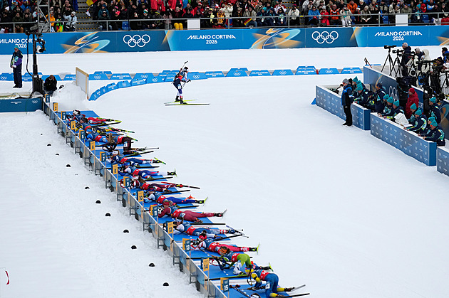 Biatlon ONLINE: Ženy jedou štafetu. V půlce závodu Češky na sedmém místě