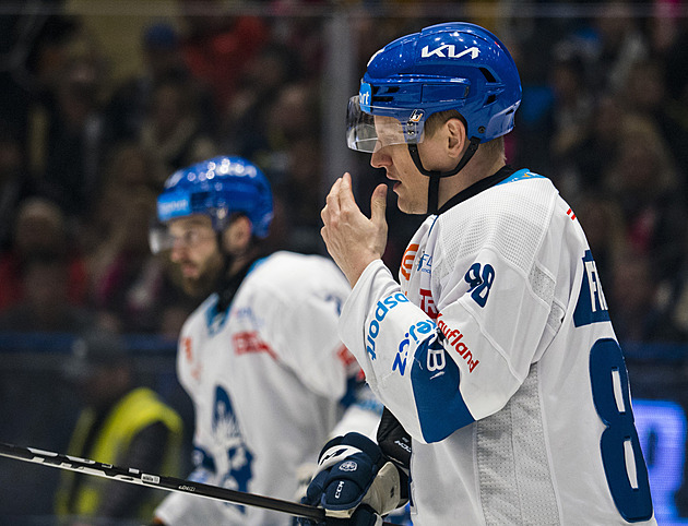 Forman nechtěl Spartu, už se těší: Hovory s Chlapíkem v 7:30 končí. No friends!