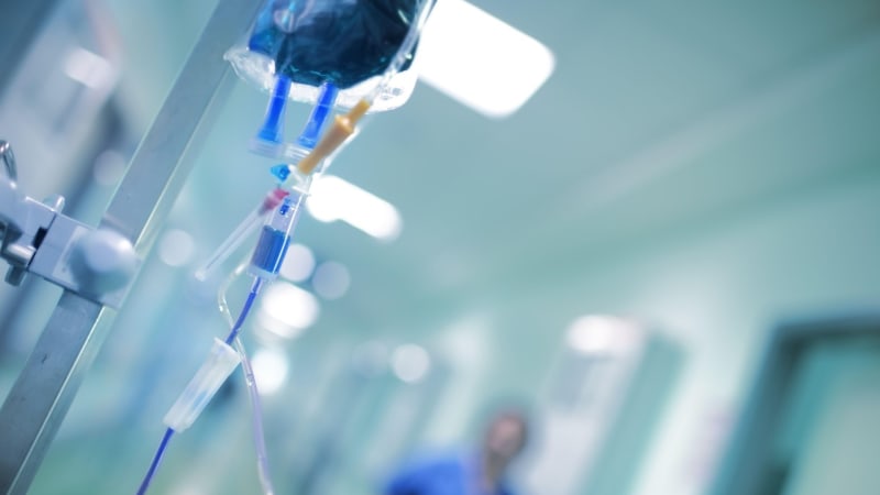 Španělku hromadně znásilnili, po pokusu o sebevraždu skončila na vozíku. Míří na eutanazii