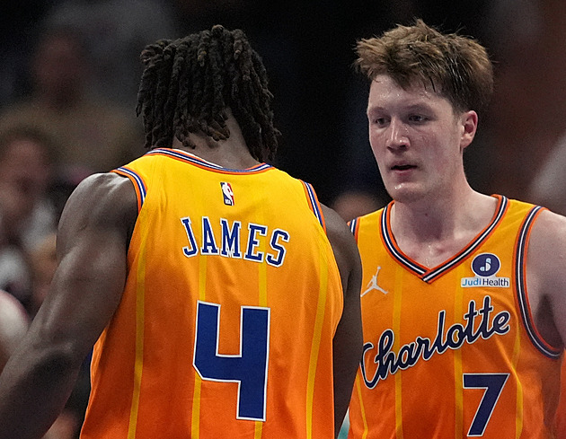 Knueppel klepl Knicks. Newyorská vítězná jízda skončila v Charlotte