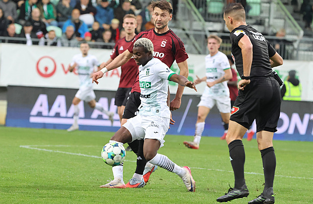 ONLINE: Sparta - Karviná, po zranění se vrací Sörensen, hraje i mladík Sochůrek