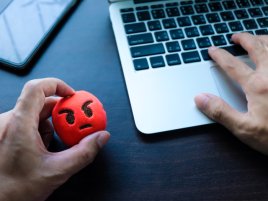 Microsoft potichu přiznal problém: Copilot je pouze pro srandu králíků