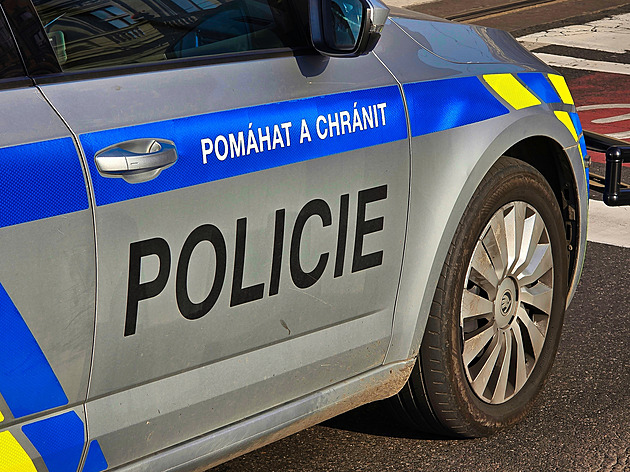 Policie hledá řidiče dodávky, který srazil cyklistu. Zastavil, pak si to rozmyslel