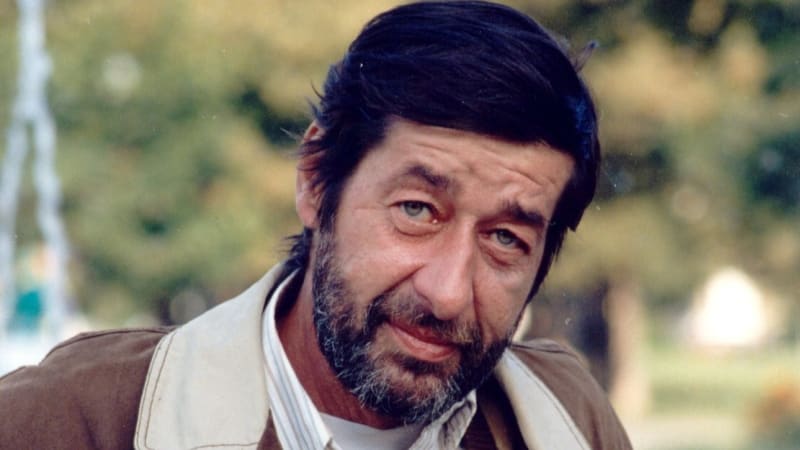 Herec Radan Rusev ze seriálů Rodáci či Sanitka se dožil 51 let. Dva dny před smrtí ještě hrál