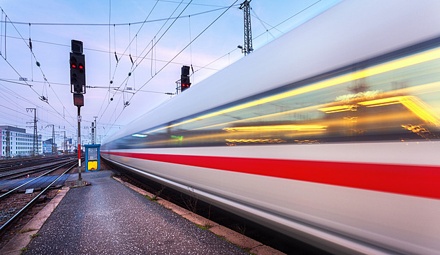 Finanční stopka. Bez peněz EU se Česko do výstavby rychlotratí nepustí