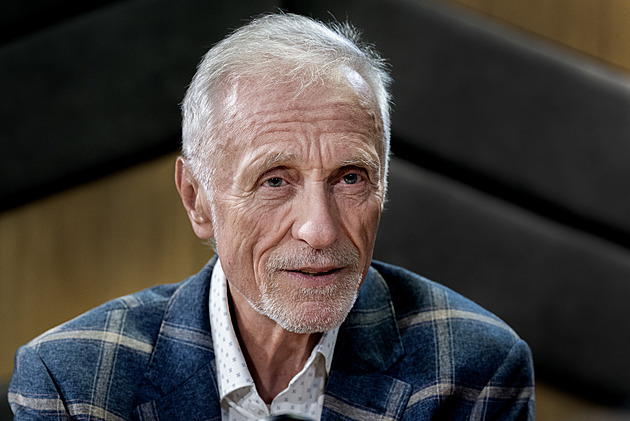 S nemocí jsem ztratil zábrany, prozrazuje Topolánek. A chystá svůj poslední výstřel