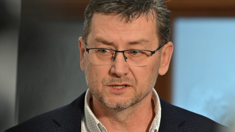 Korupce ve fotbale: Primátor Wolf chtěl vědět, kde bydlí novinář. Spis odhaluje zákulisí