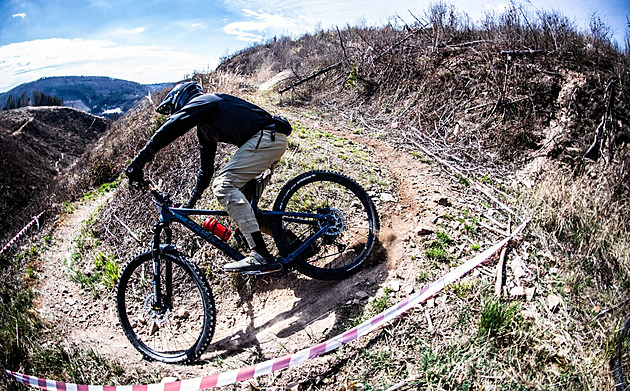 Šacberk láká cyklisty. Jihlava plánuje u sjezdovky vybudovat síť singletrailů