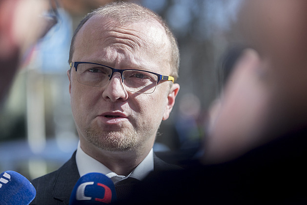 Na krajské silnice nemáme dost peněz, stěžuje si na přístup vlády Netolický